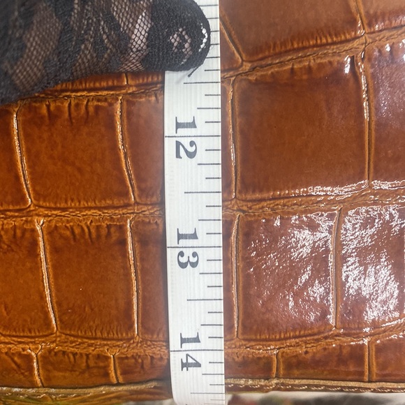 GENUINE LEATHER MADE IN ITALY Large Tote( NWOT) - Picture 11 of 11